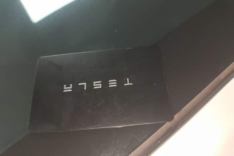 Used Tesla Model Y 2025 Rear-Wheel-Drive Version Vehicle Key