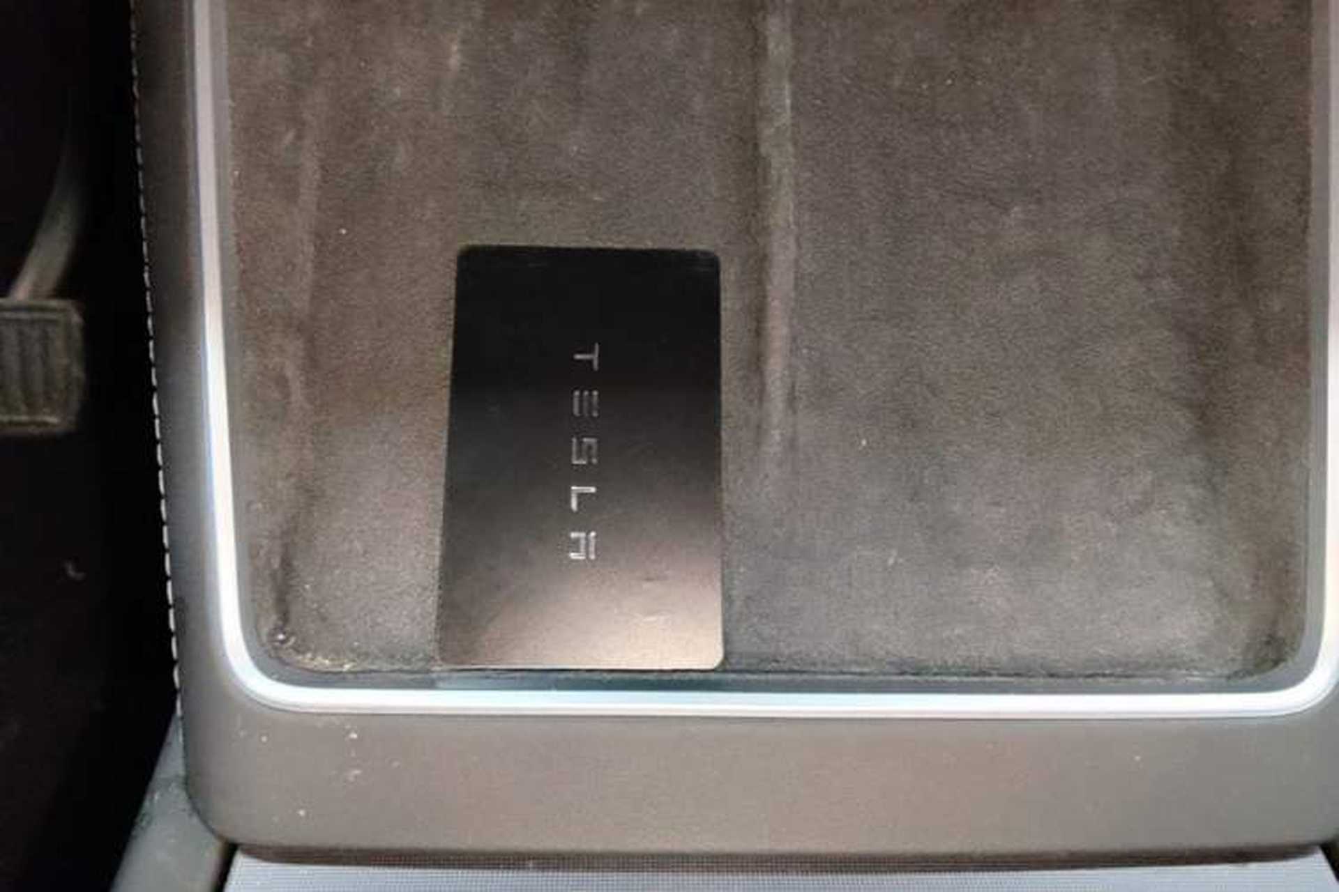 Used Tesla Model Y 2025 Rear-Wheel-Drive Version Vehicle Key