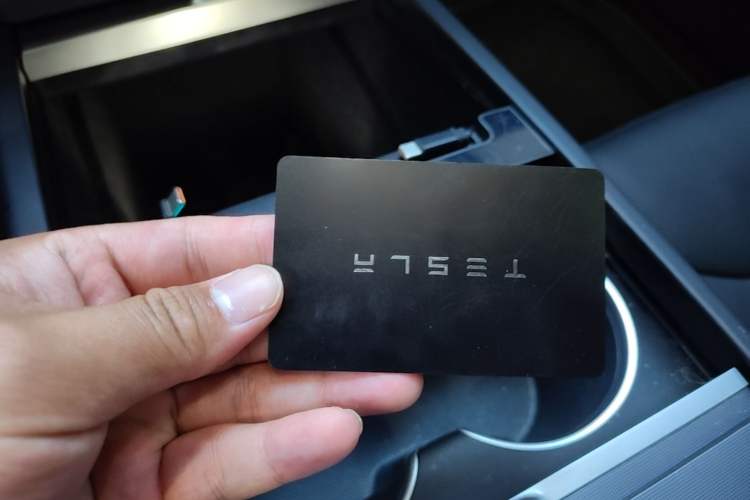 Used Tesla Model Y 2025 Rear-Wheel-Drive Version Vehicle Key