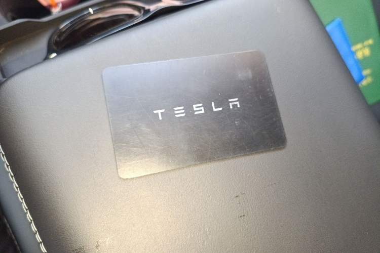 Used Tesla Model Y 2025 Rear-Wheel-Drive Version Vehicle Key