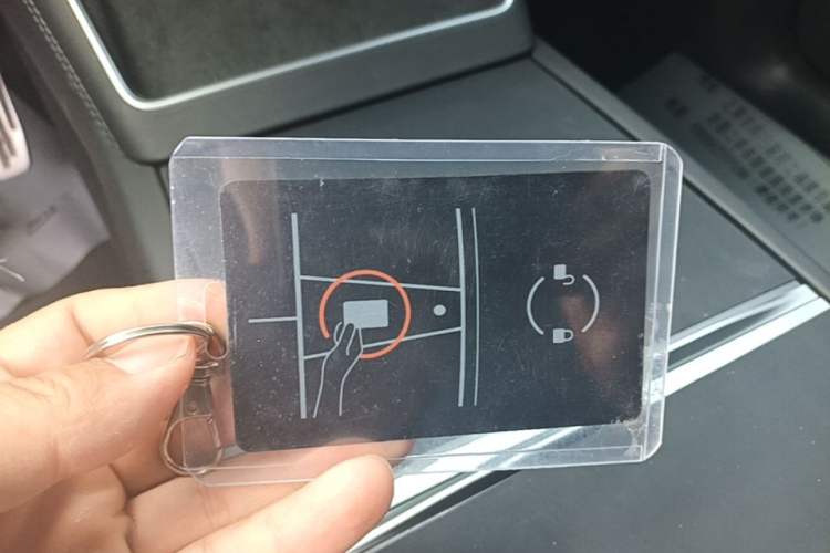 Used Tesla Model Y 2025 Rear-Wheel-Drive Version Vehicle Key