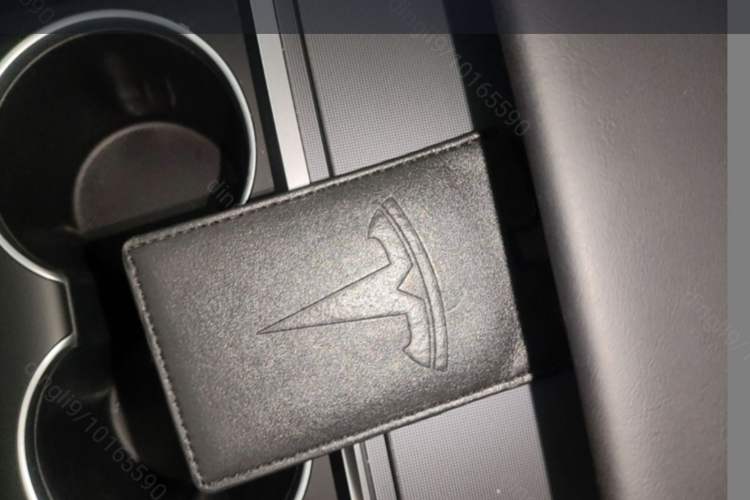 Used Tesla Model Y 2025 Long-Range All-Wheel-Drive Version Vehicle Key