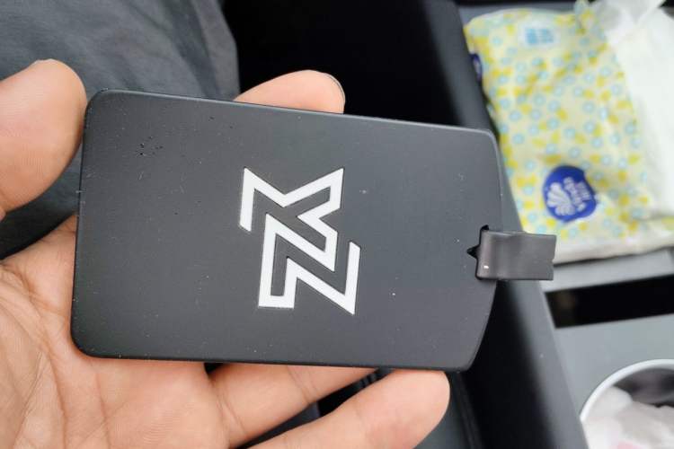 Used Tesla Model Y 2025 Rear-Wheel-Drive Version Vehicle Key