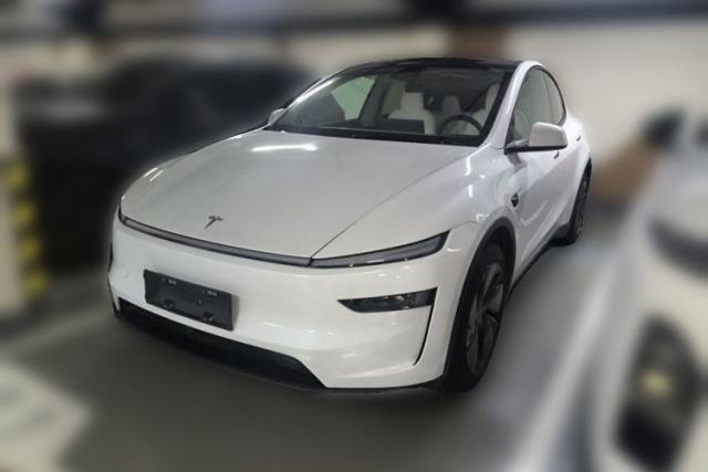 Used Tesla Model Y 2025 Updated Version Long-Range All-Wheel Drive