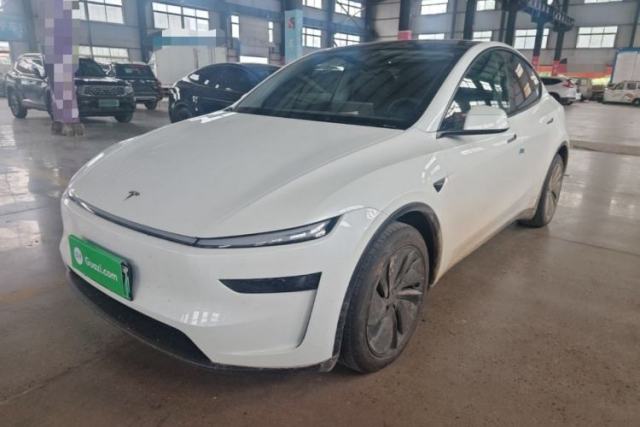 Used Tesla Model Y 2025 Rear-Wheel Drive First Edition