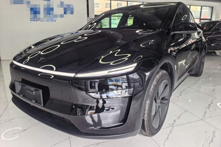 Tesla Model Y 2026 Rear-Drive Model