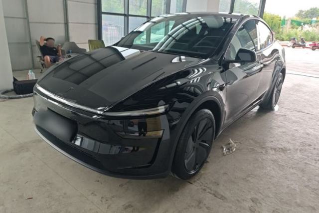 Used Tesla Model Y 2026 Rear-Drive Model
