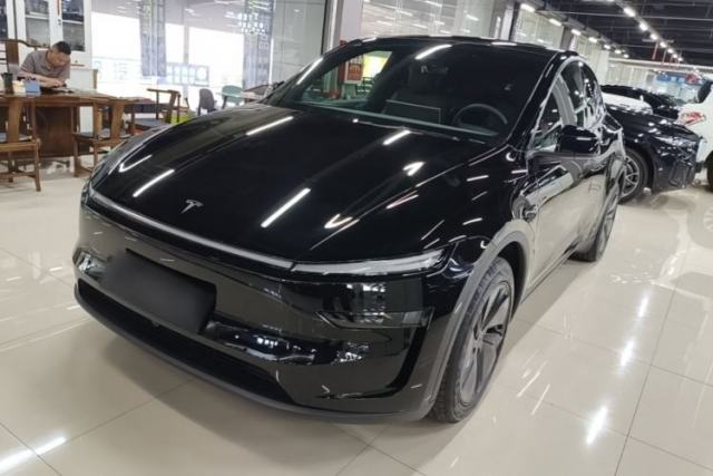 Used Tesla Model Y 2026 Rear-Drive Model