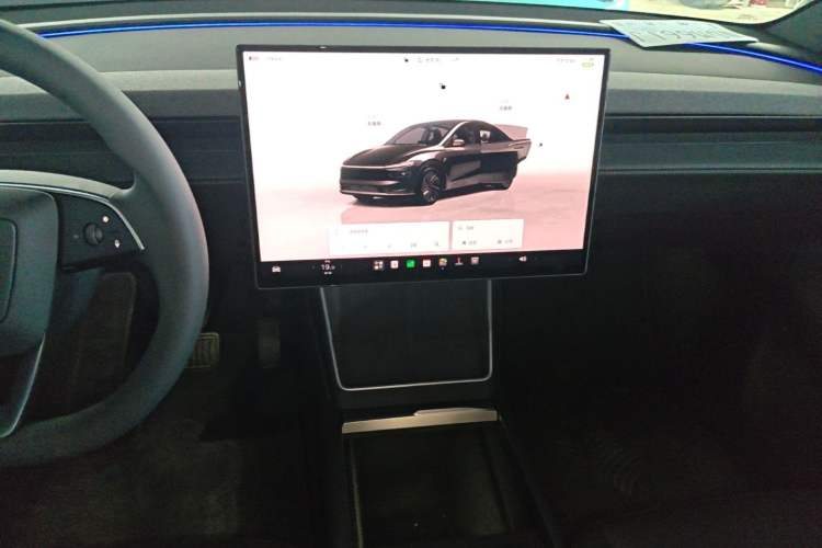 Used Tesla Model Y 2026 Rear-Drive Model Audio And AC Panel