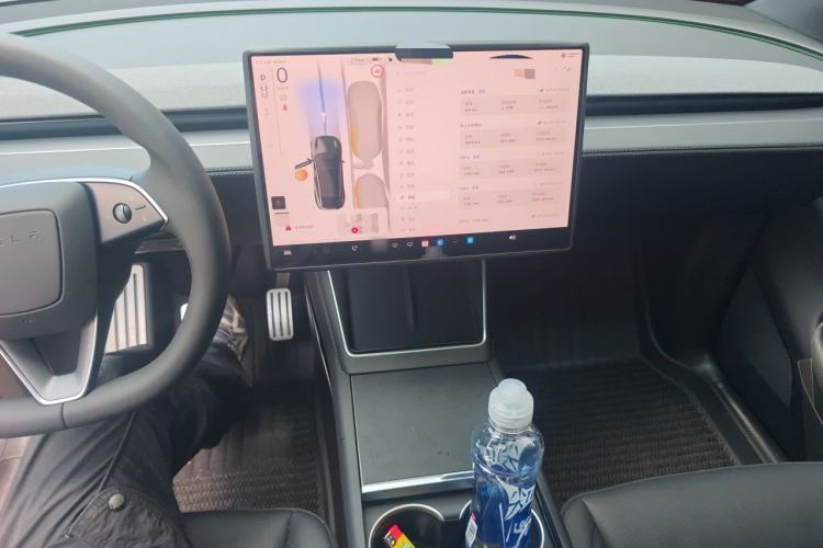 Used Tesla Model Y 2026 Rear-Drive Model Audio And AC Panel