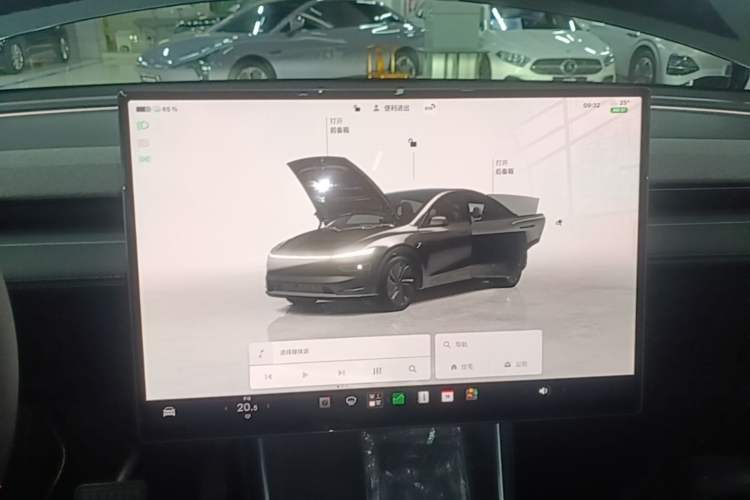 Used Tesla Model Y 2026 Rear-Drive Model Audio And AC Panel