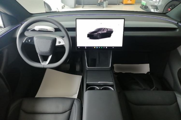 Used Tesla Model Y 2026 Model Long-Range Rear-Wheel-Drive Version Center Console