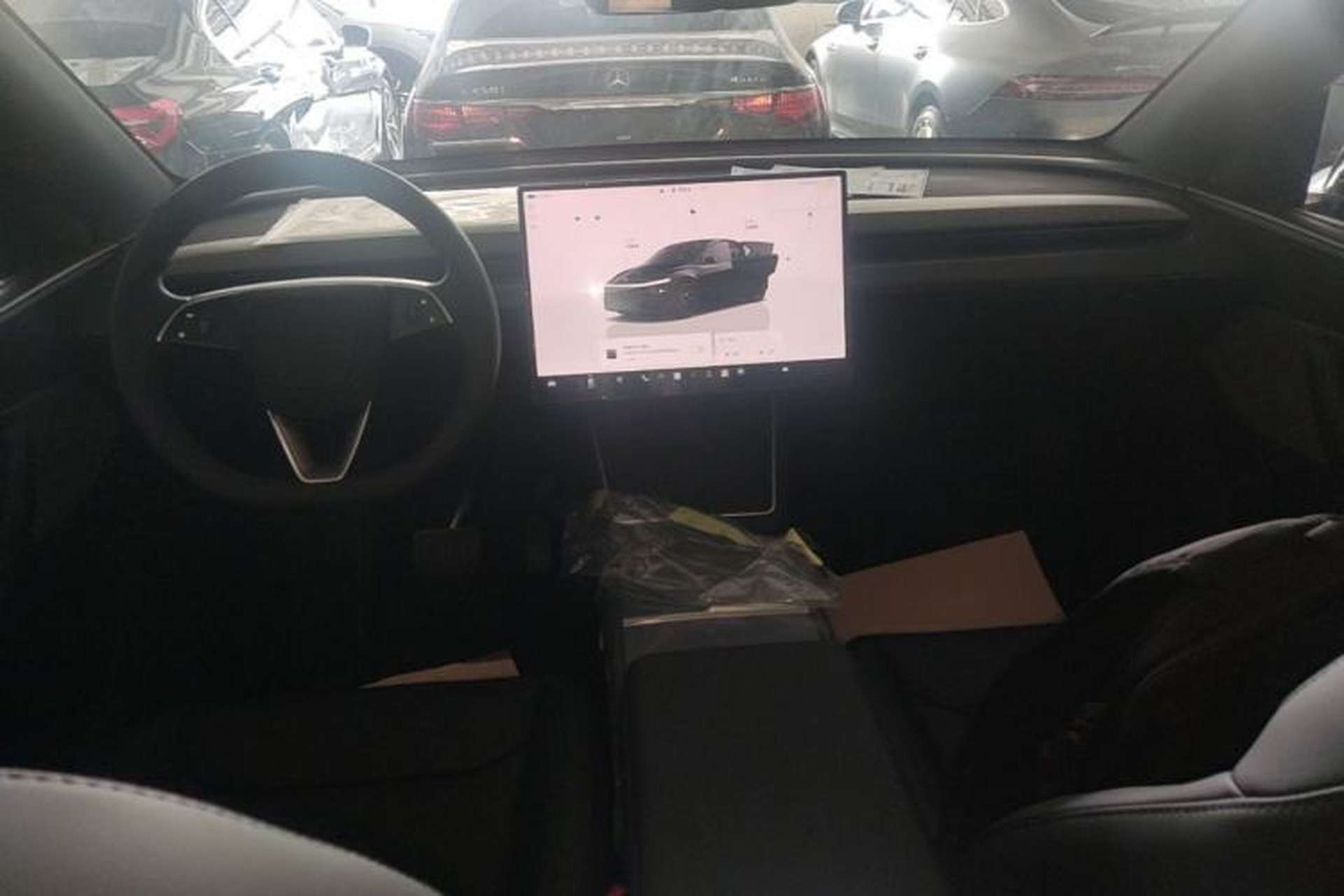 Used Tesla Model Y 2026 Rear-Drive Model Center Console