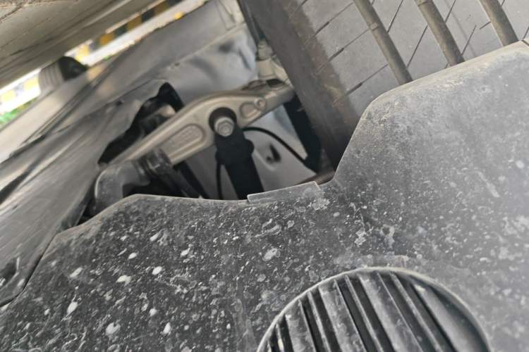 Used Tesla Model Y 2026 Rear-Drive Model Chassis Front Right