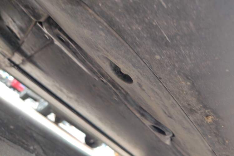 Used Tesla Model Y 2026 Rear-Drive Model Chassis Rear Right