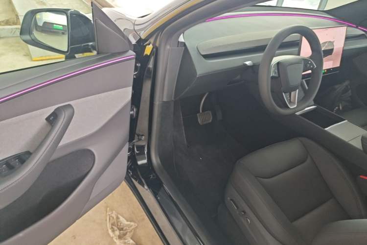Used Tesla Model Y 2026 Rear-Drive Model Driver Seat