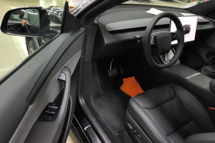 Used Tesla Model Y 2026 Rear-Drive Model Driver Seat