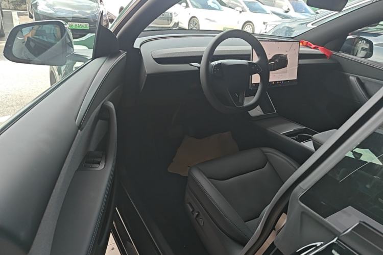 Used Tesla Model Y 2026 Rear-Drive Model Driver Seat
