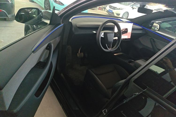Used Tesla Model Y 2026 Rear-Drive Model Driver Seat