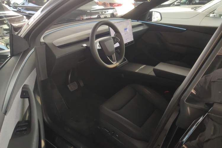 Used Tesla Model Y 2026 Rear-Drive Model Driver Seat