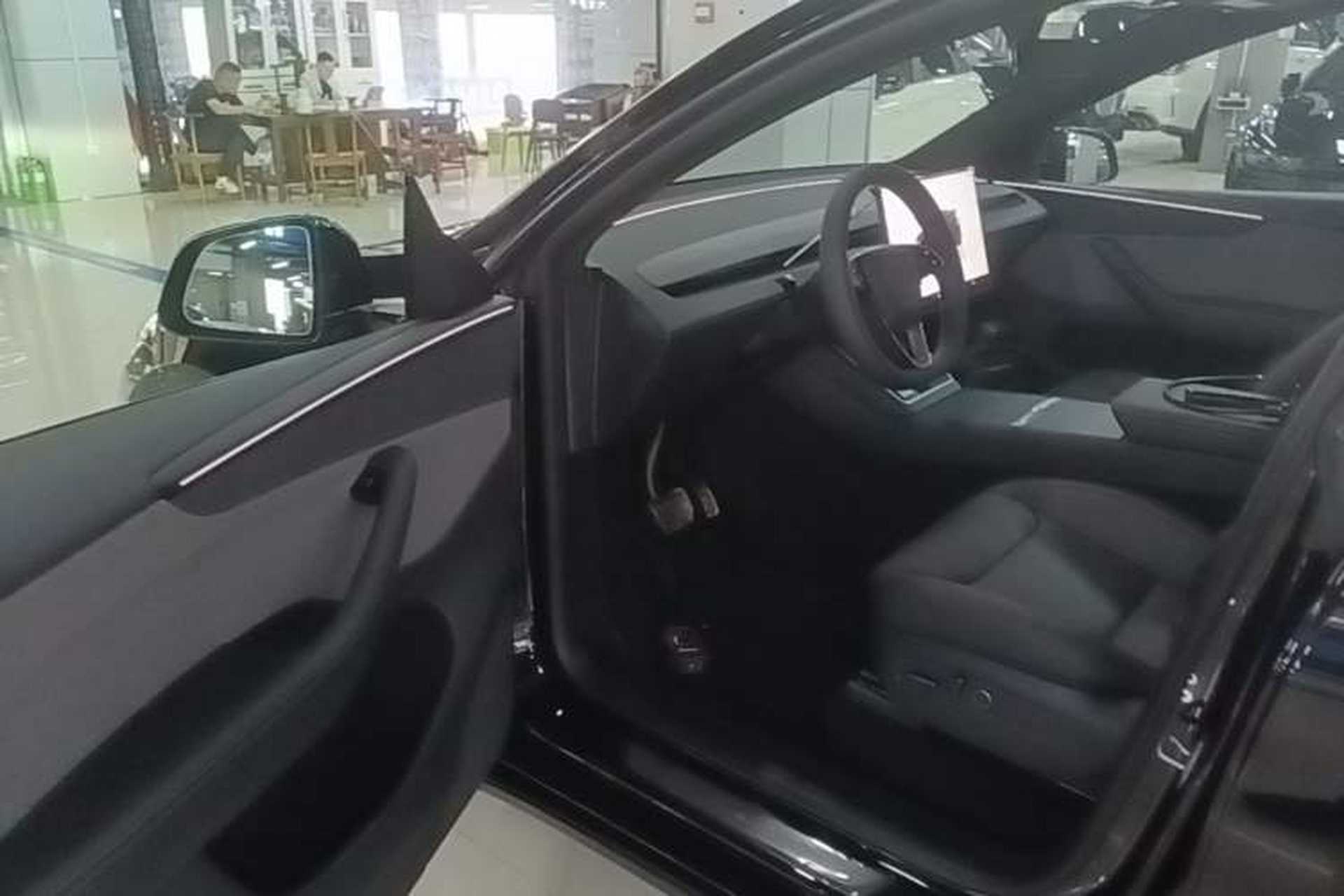 Used Tesla Model Y 2026 Rear-Drive Model Driver Seat