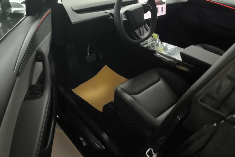Used Tesla Model Y 2026 Rear-Drive Model Driver Seat
