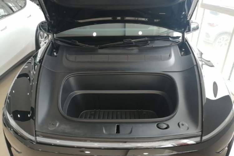 Used Tesla Model Y 2026 Model Long-Range Rear-Wheel-Drive Version Engine Bay