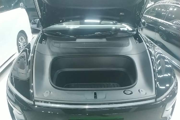 Used Tesla Model Y 2026 Long-Range All-Wheel-Drive Model Engine Bay