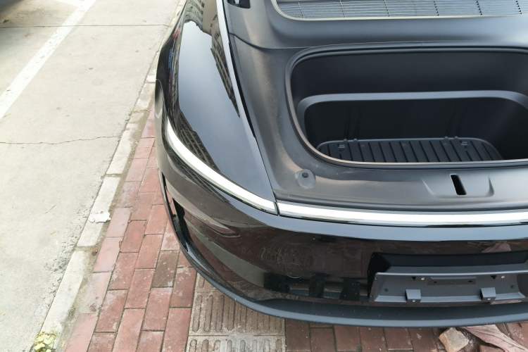 Used Tesla Model Y 2026 Rear-Drive Model Engine Bay Right