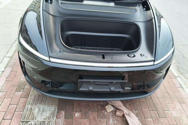 Used Tesla Model Y 2026 Rear-Drive Model Engine Bay