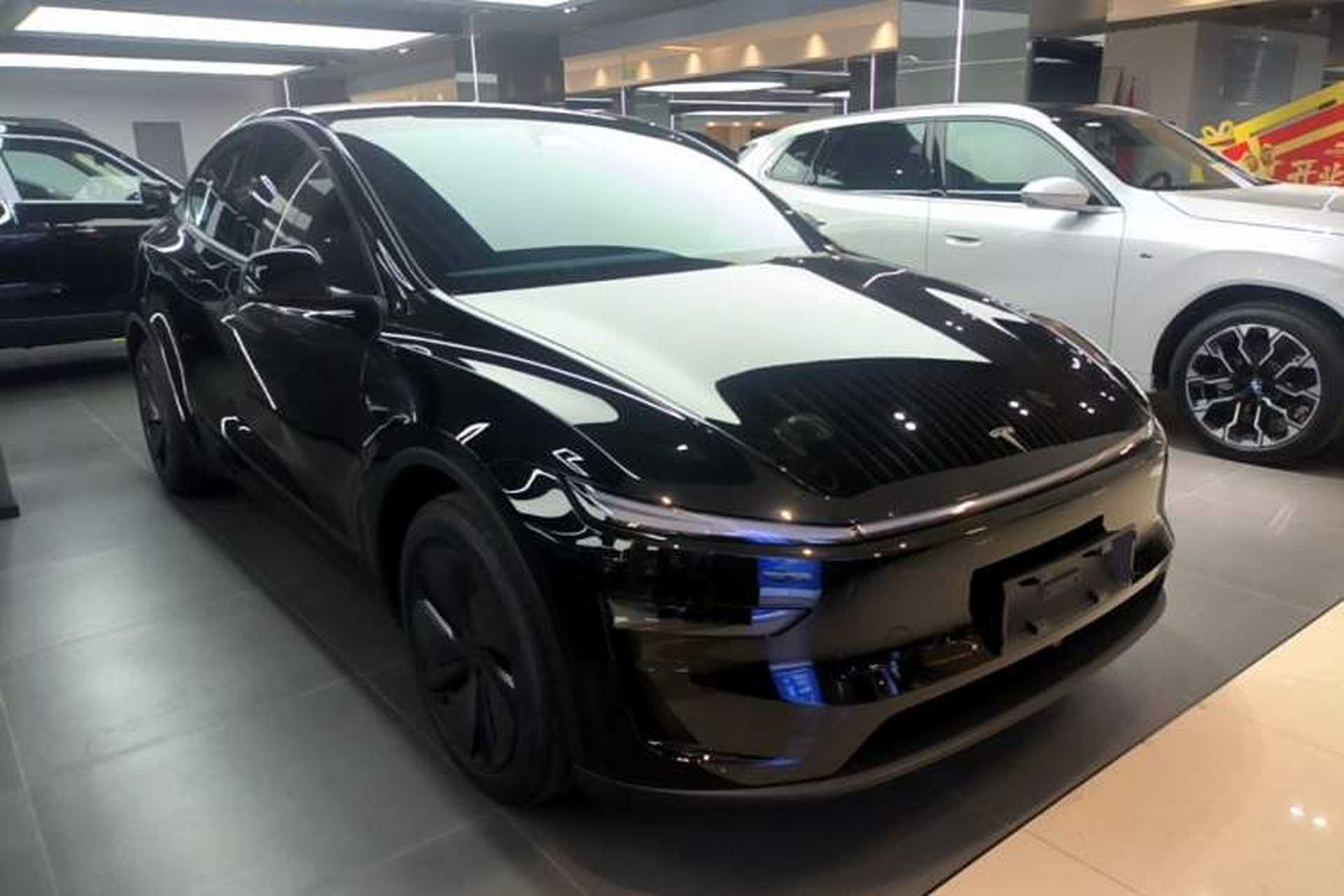 Used Tesla Model Y 2026 Rear-Drive Model Exterior 1