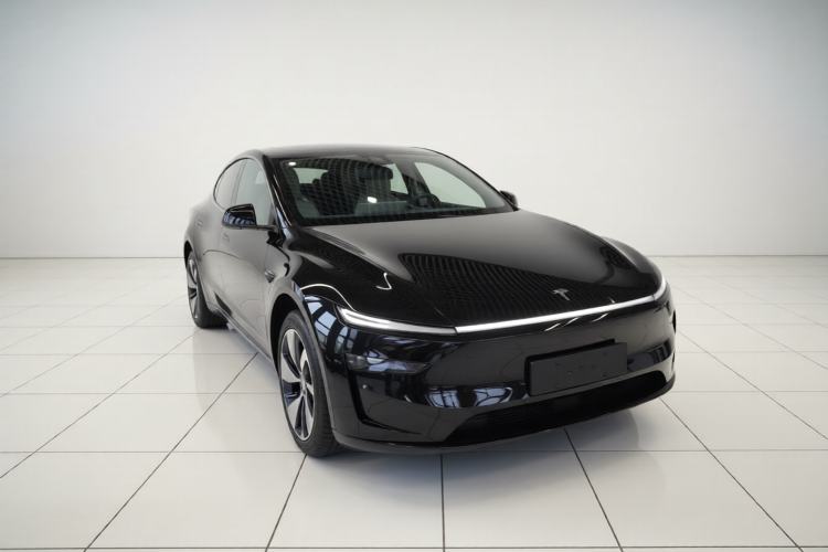 Used Tesla Model Y 2026 Rear-Drive Model Exterior 1
