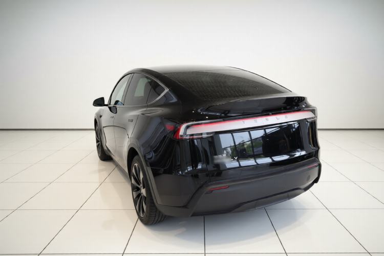 Used Tesla Model Y 2026 Rear-Drive Model Exterior 2