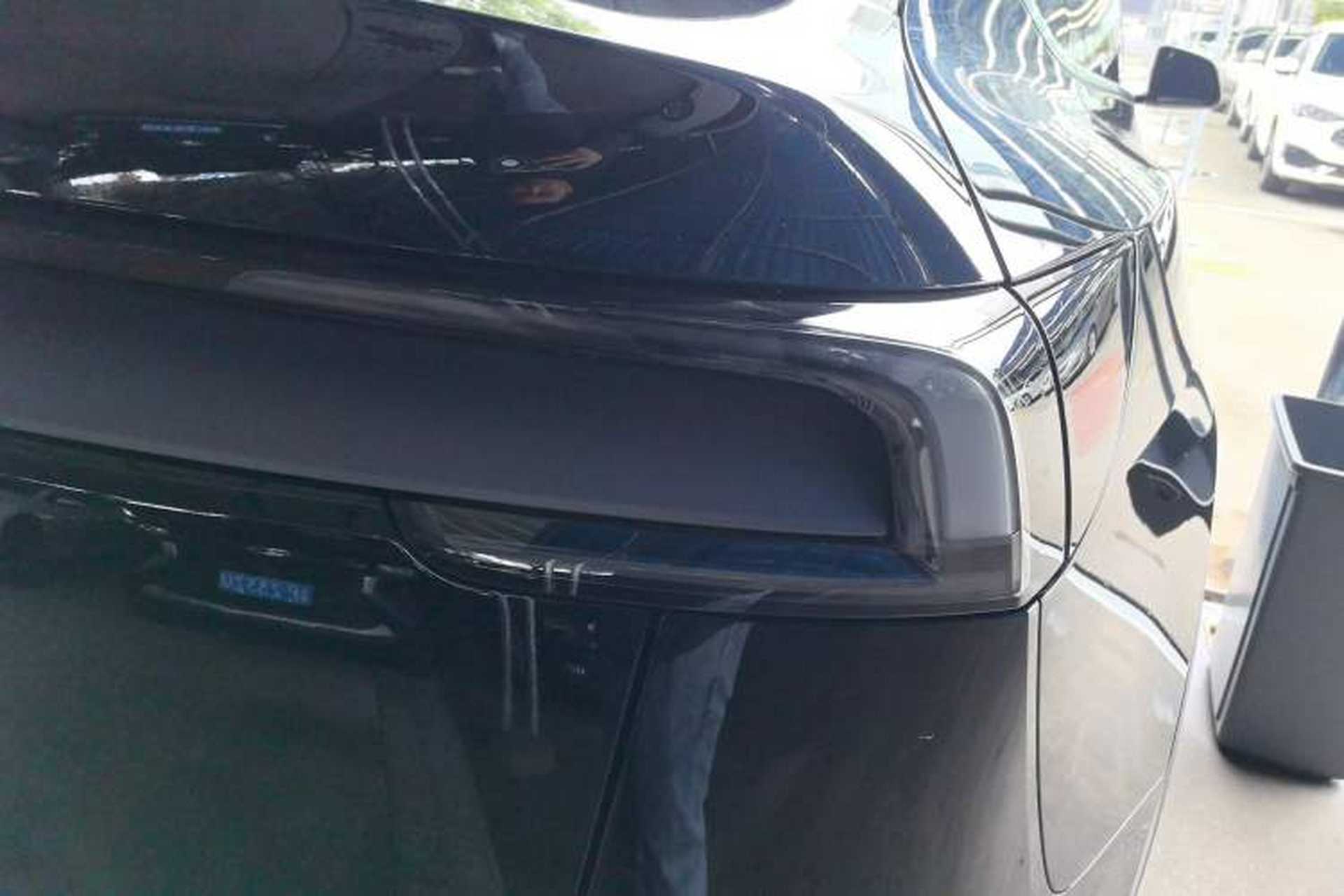 Used Tesla Model Y 2026 Rear-Drive Model Exterior 3