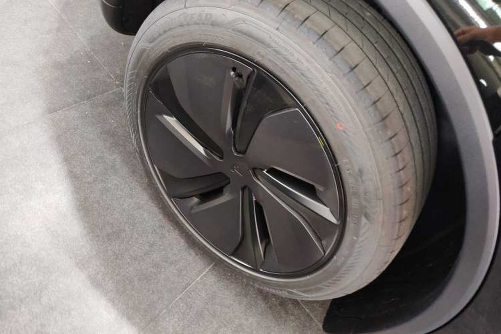Used Tesla Model Y 2026 Rear-Drive Model Exterior 5