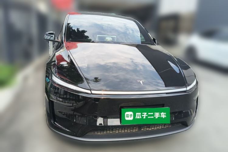 Used Tesla Model Y 2026 Facelifted Long-Range Rear-Drive Model Front