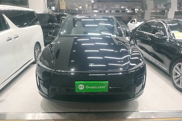 Used Tesla Model Y 2026 Long-Range All-Wheel-Drive Model Front
