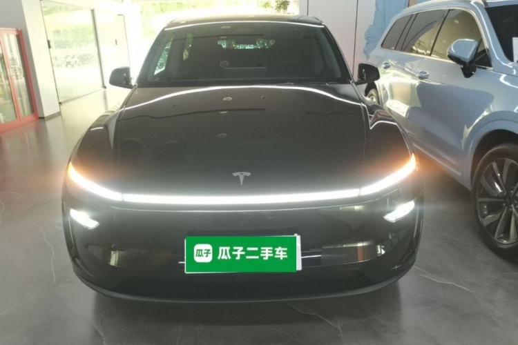 Used Tesla Model Y 2026 Model Long-Range Rear-Wheel-Drive Version Front