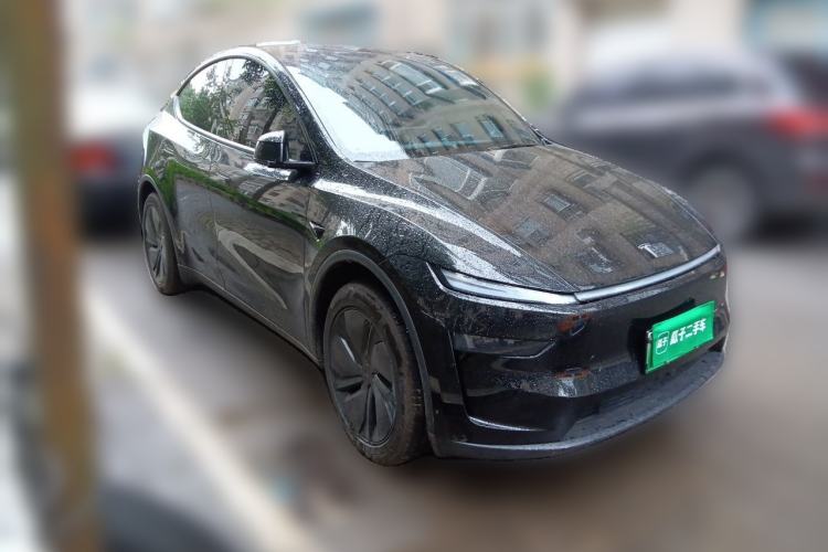 Used Tesla Model Y 2026 Model Long-Range Rear-Wheel-Drive Version Front Right 45 Deg