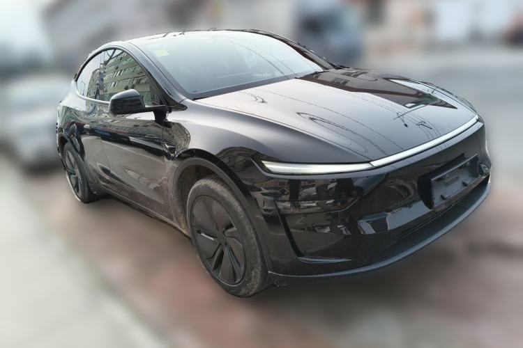 Used Tesla Model Y 2026 Rear-Drive Model Front Right 45 Deg