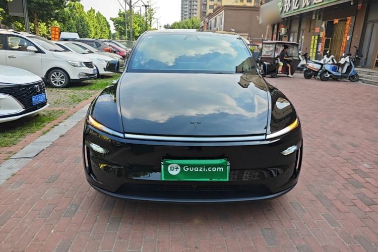 Used Tesla Model Y 2026 Rear-Drive Model Front