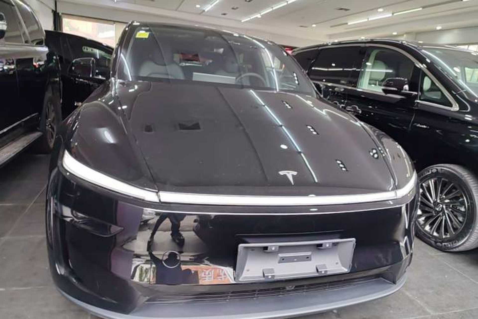Used Tesla Model Y 2026 Facelifted Long-Range Rear-Drive Model Front
