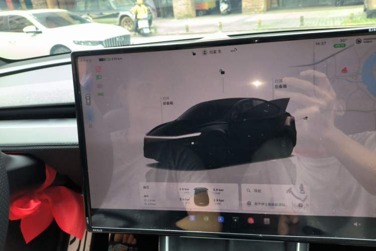 Used Tesla Model Y 2026 Long-Range All-Wheel-Drive Model Gear Lever