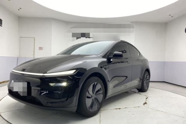 Used Tesla Model Y 2026 Rear-Drive Model