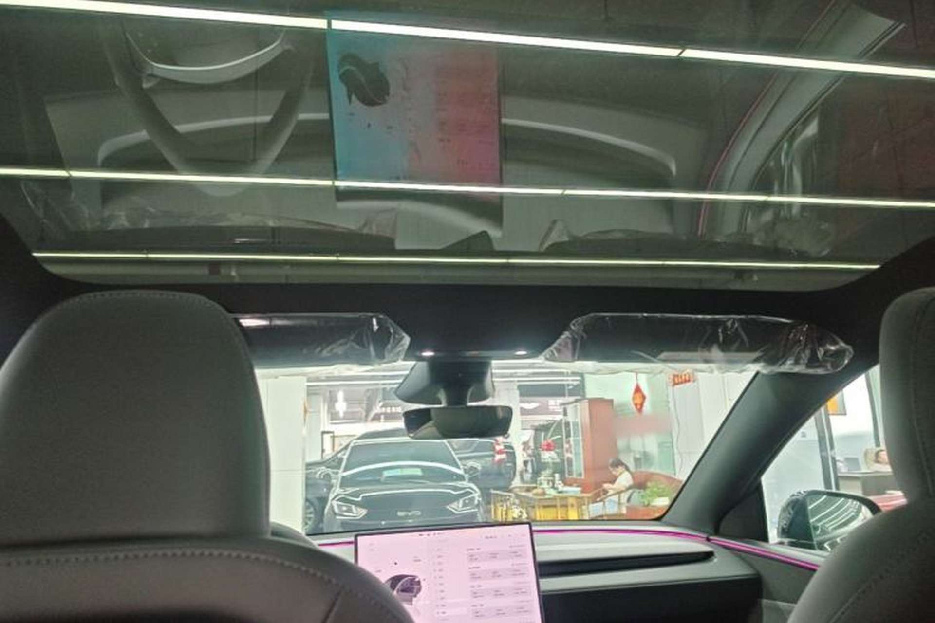 Used Tesla Model Y 2026 Rear-Drive Model Headliner