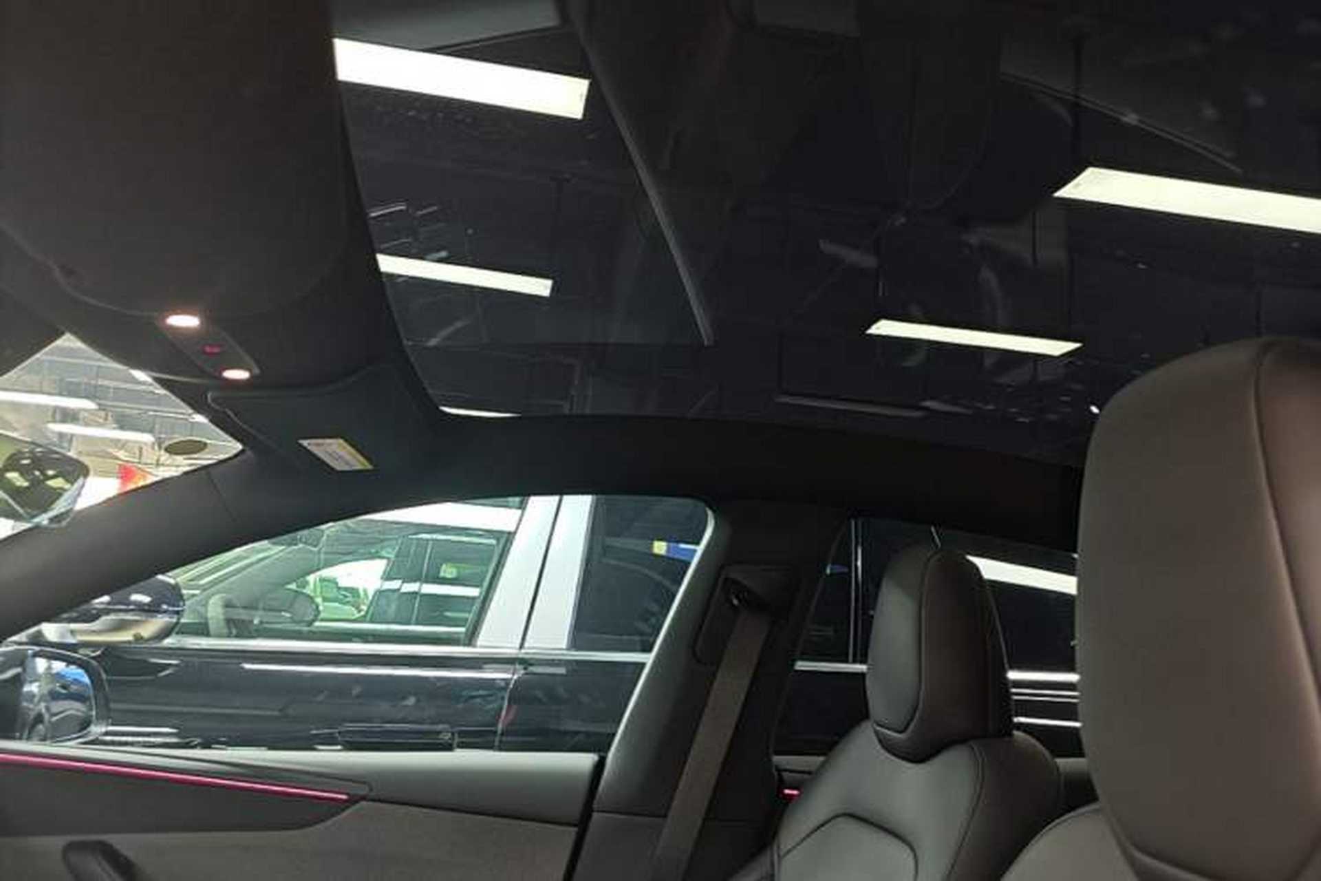Used Tesla Model Y 2026 Rear-Drive Model Headliner
