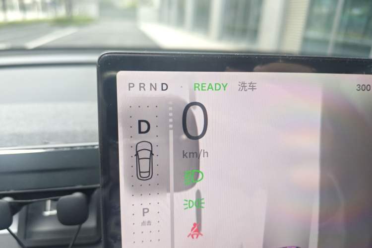 Used Tesla Model Y 2026 Rear-Drive Model