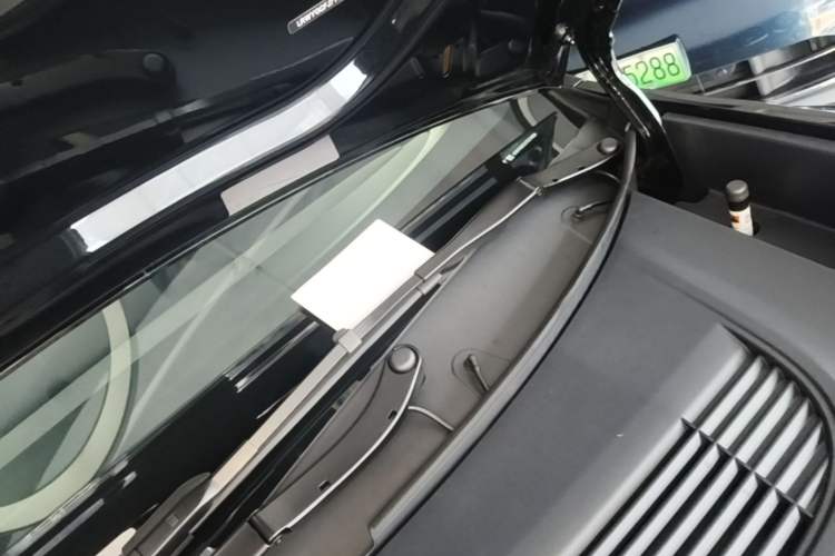 Used Tesla Model Y 2026 Rear-Drive Model Interior 1