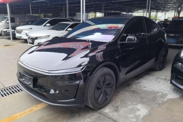 Used Tesla Model Y 2026 Rear-Drive Model