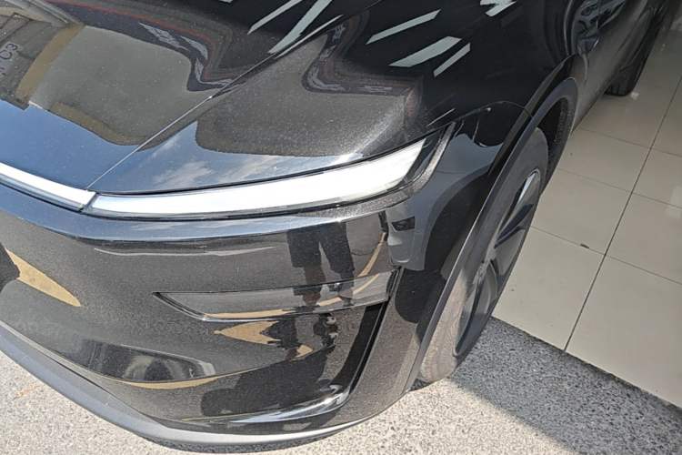 Used Tesla Model Y 2026 Rear-Drive Model Left Front Headlight